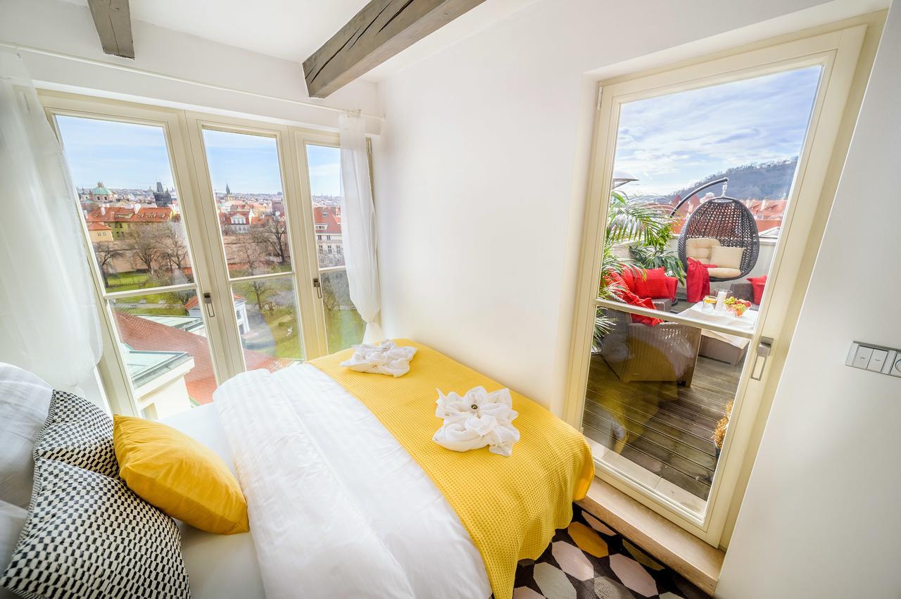 President Apt By Prague Castle, Views Exterior foto
