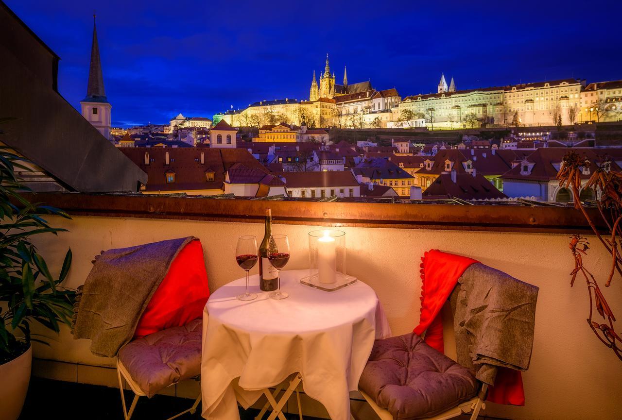President Apt By Prague Castle, Views Exterior foto