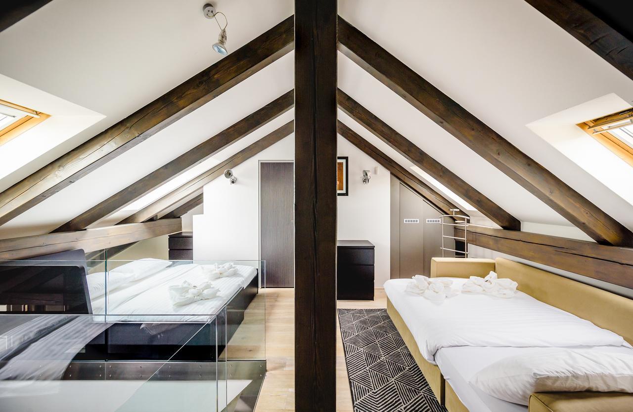 President Apt By Prague Castle, Views Exterior foto