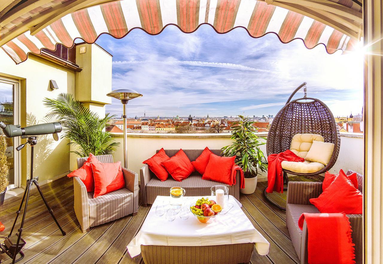President Apt By Prague Castle, Views Exterior foto